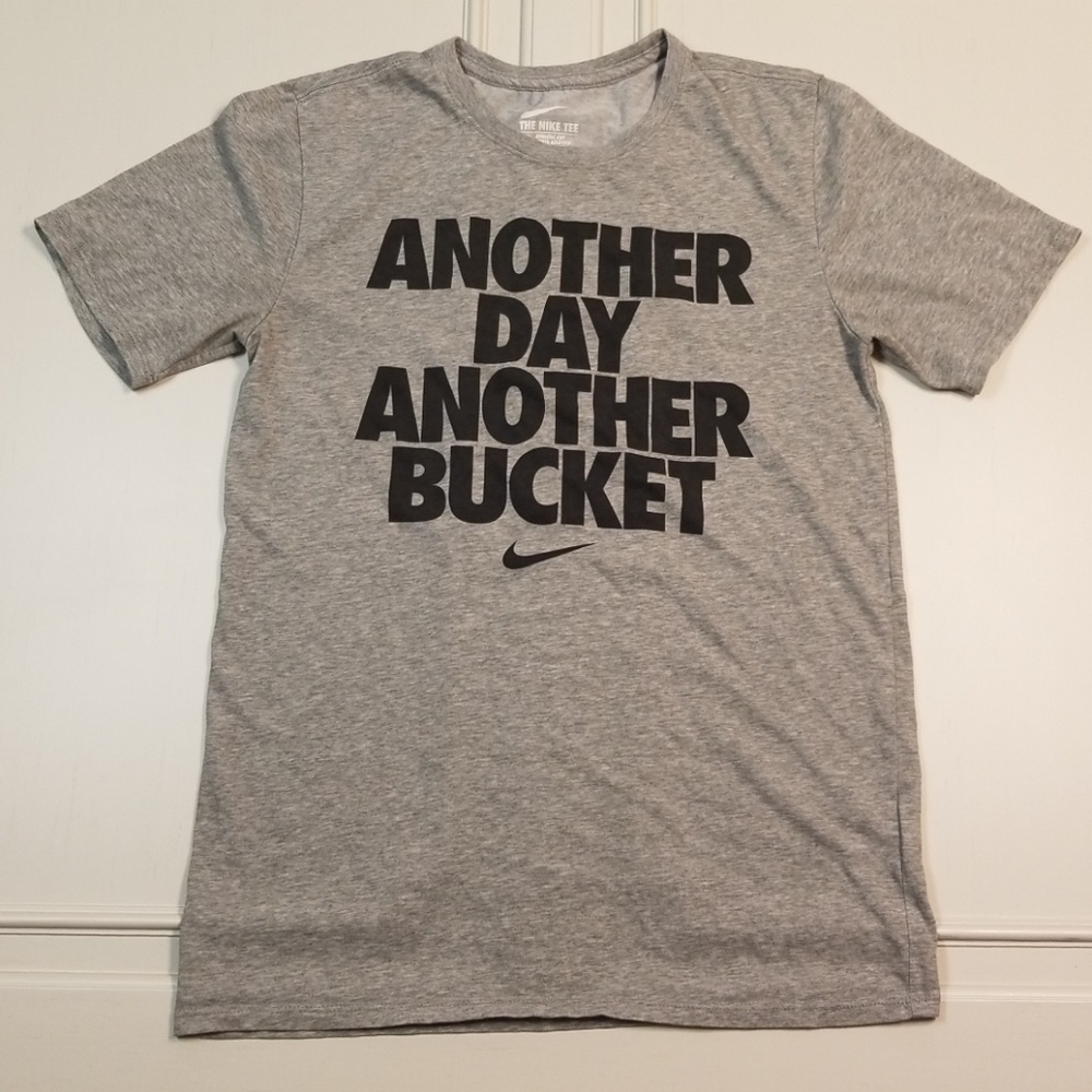 Nike dry-fit tee